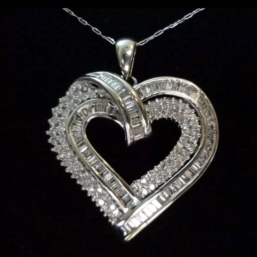 1.5 CT Diamond Heart Pendant - 10K White Gold